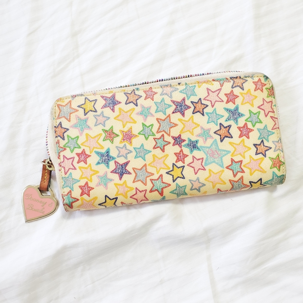 VINTAGE DOONEY AND BOURKE WALLET STARS RAINBOW